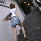 女がローアングルから撮られた画像が過激すぎww[50枚]