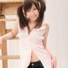 ツインテールのお姉さんがエッチな事してる画像見ようぜ[33枚]