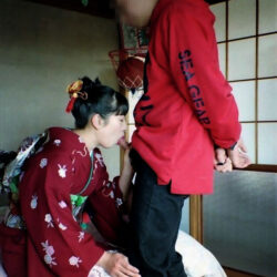 美人が着物・和服で淫乱になった画像って、つい見ちゃうよね[35枚]