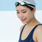 【部屋結界】SODstarコラボSPECIAL！～ようこそ僕だけの淫乱水泳スクールへイヒ！～スタイル抜群美女コーチを2人まとめて僕だけのいいなりご奉仕ペットに洗●支配 本庄鈴 神木麗【特典映像付き】