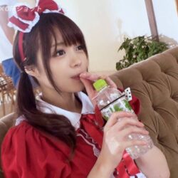 【画像＋動画】色気のあるパイパンの美少女がコスプレで騎乗位ハメで喜ぶ画像で、まったりシコシコ[26枚]