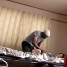 友人を金で売る女子校生 黒人レ●プ請負人 盗撮 2